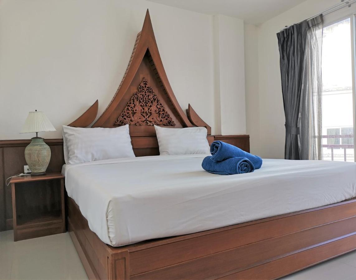 Sure Guesthouse Kamala Beach Esterno foto